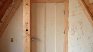 jakie drzwi na poddasze